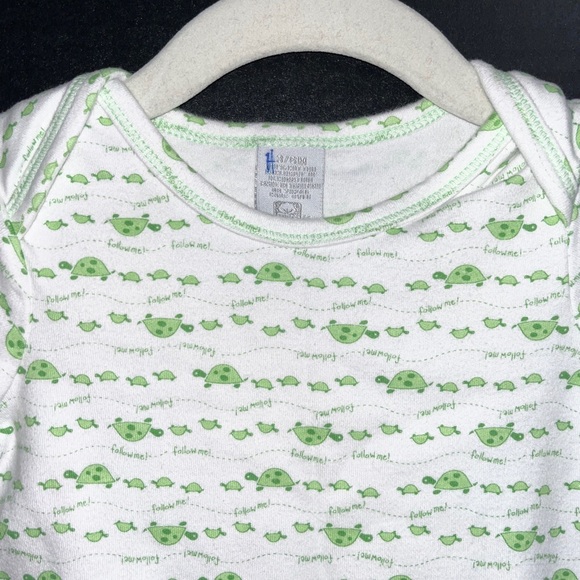 🐢 Parisian BeBe 2 piece set, white background with green turtles, 100% cotton - Picture 9 of 16